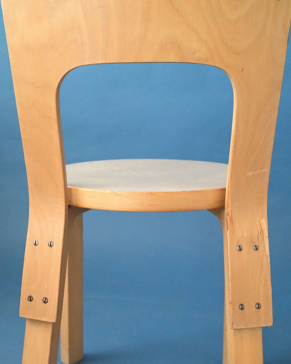Chair 66 with beige seat, Alvar Aalto, Artek