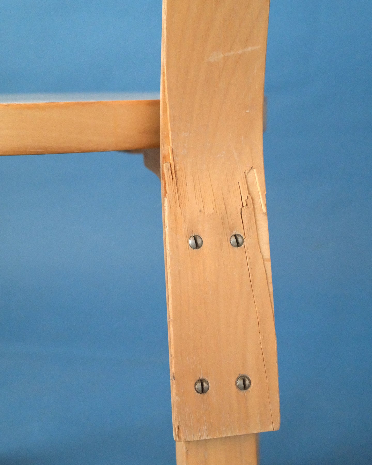 Chair 66 with beige seat, Alvar Aalto, Artek