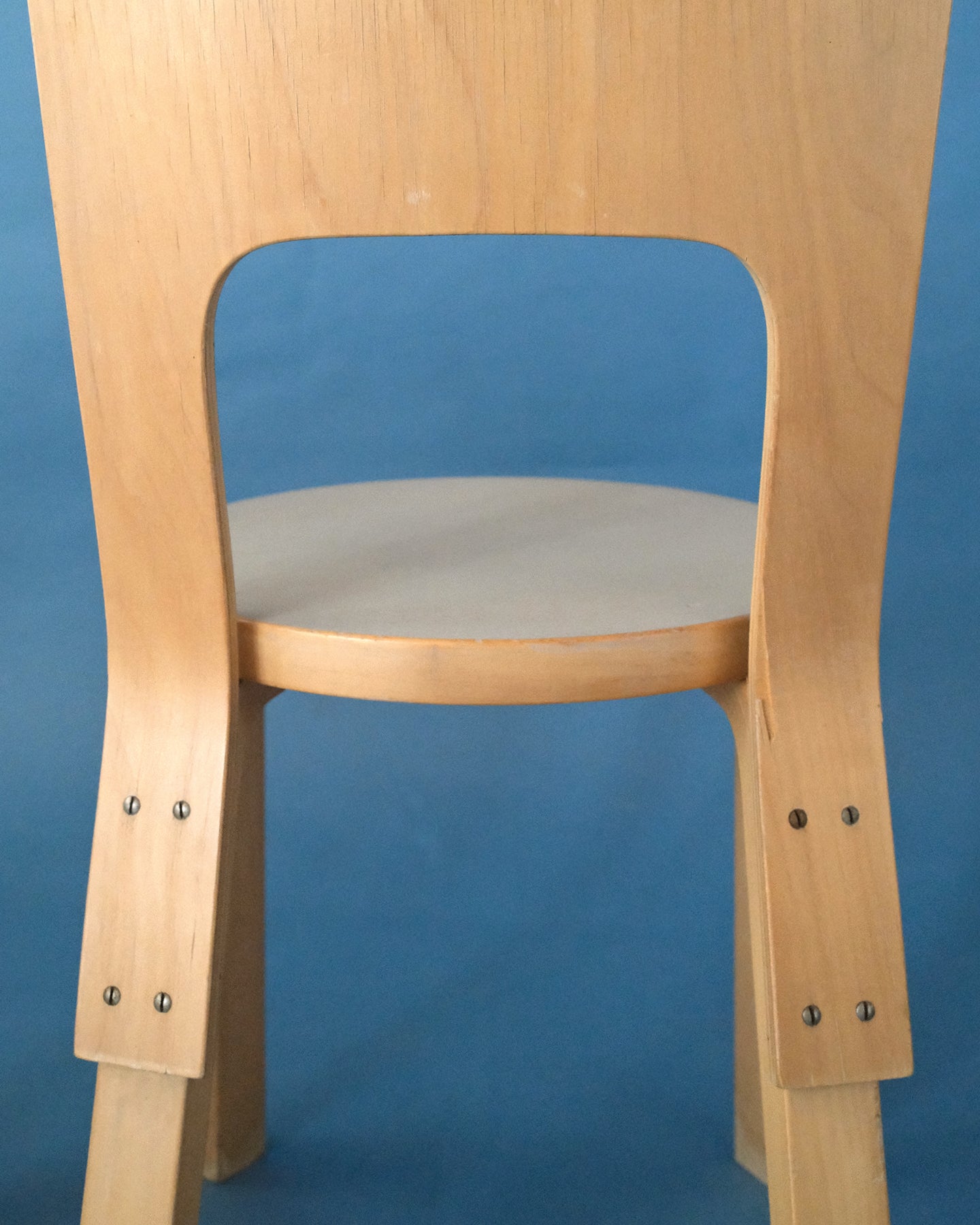 Chair 66 with beige seat, Alvar Aalto, Artek