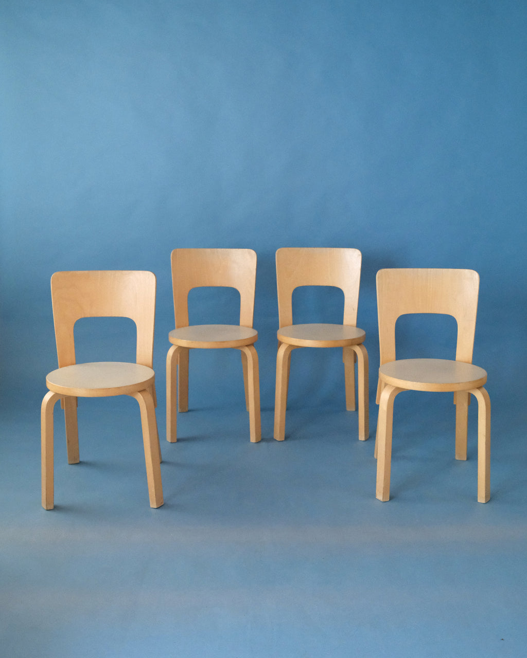 Chair 66 with beige seat, Alvar Aalto, Artek
