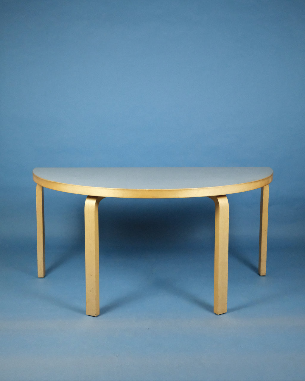 Table 96 with grey tabletop, Alvar Aalto, Artek