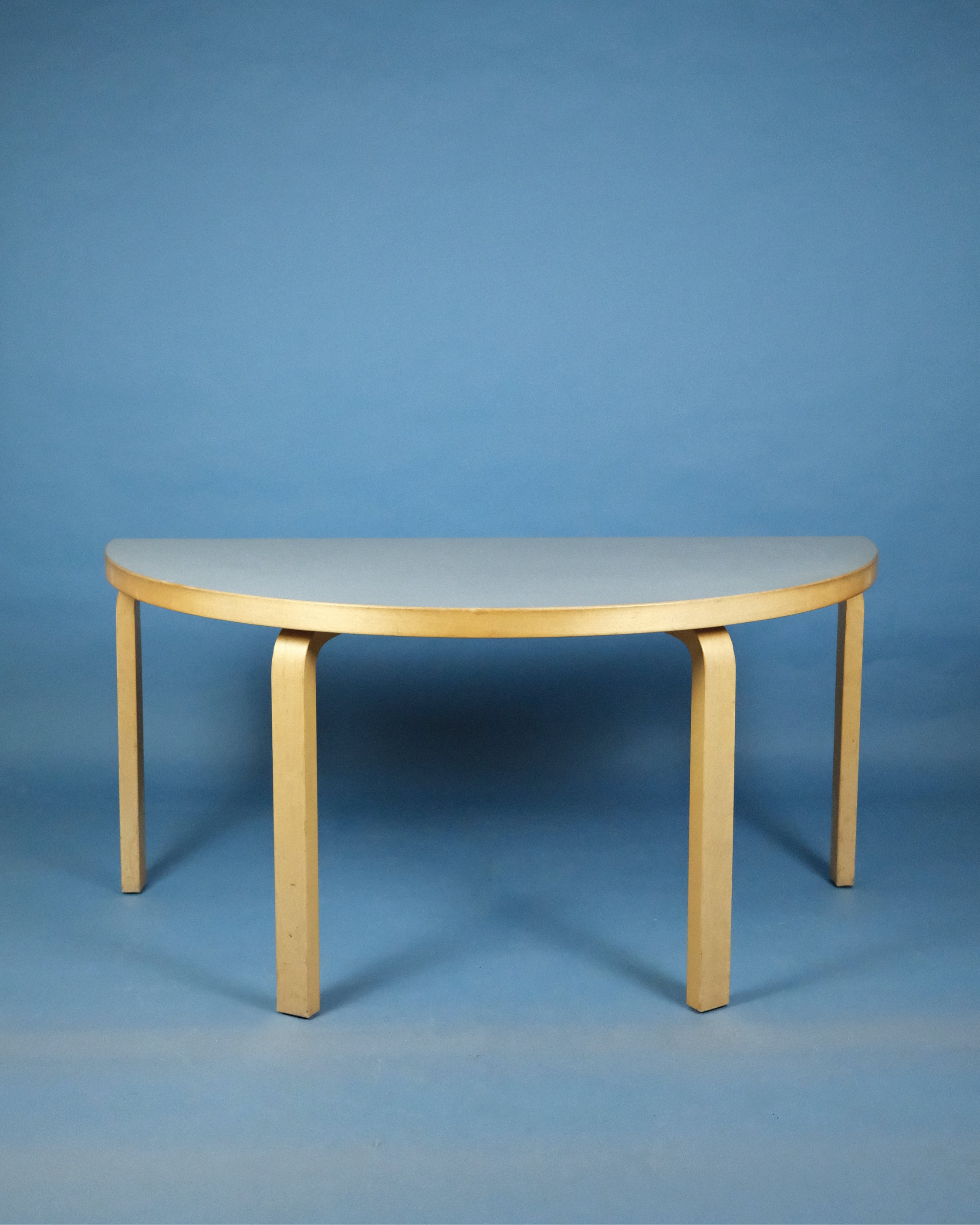 Table 96 with grey tabletop, Alvar Aalto, Artek