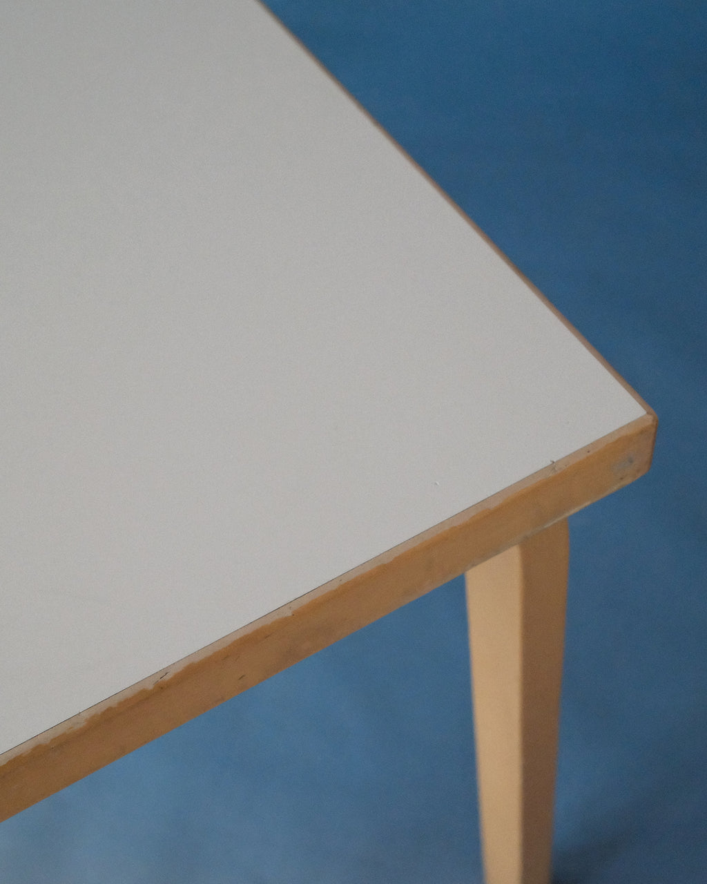 Table 80A with white tabletop, Alvar Aalto, Artek
