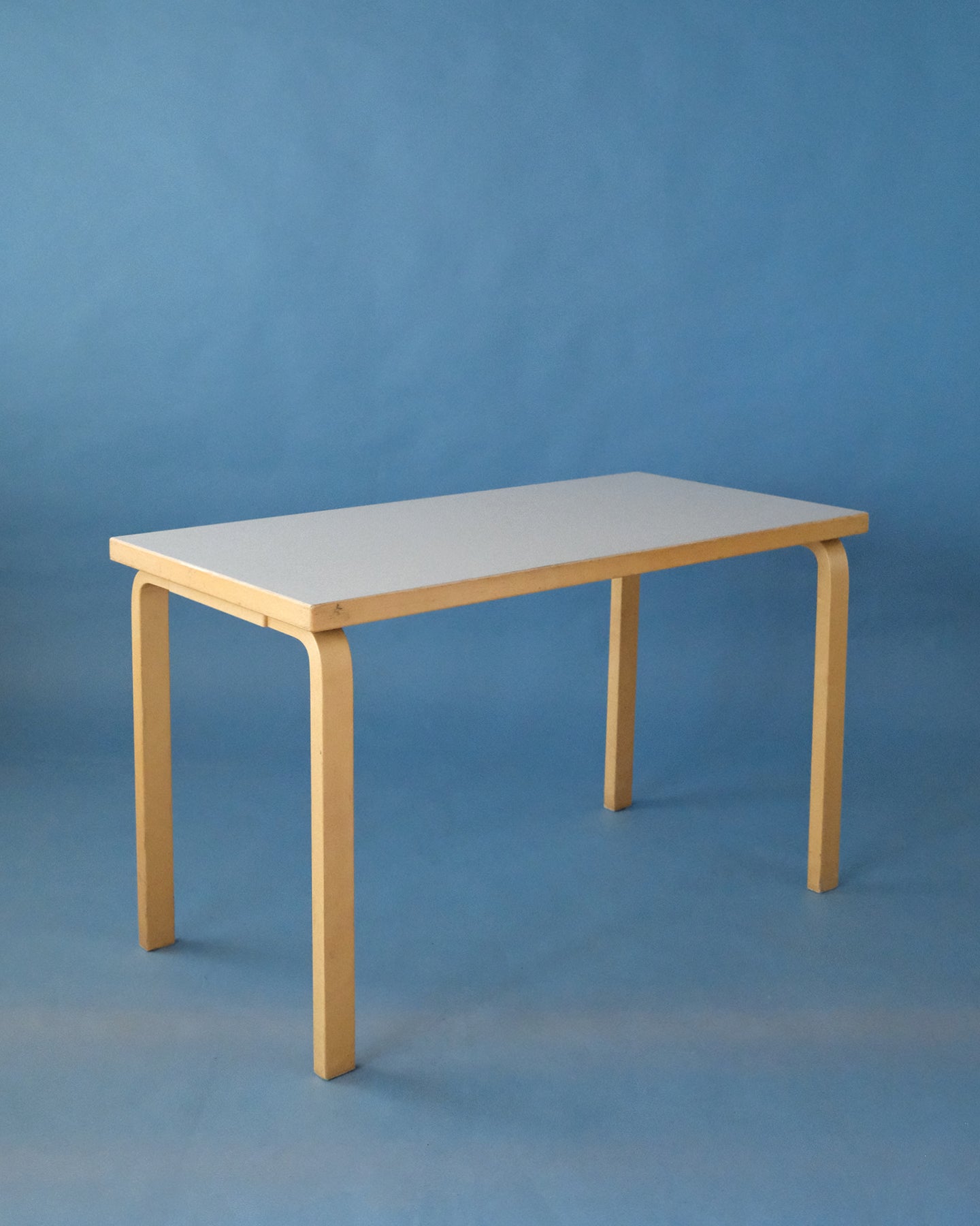 Table 80A with white tabletop, Alvar Aalto, Artek