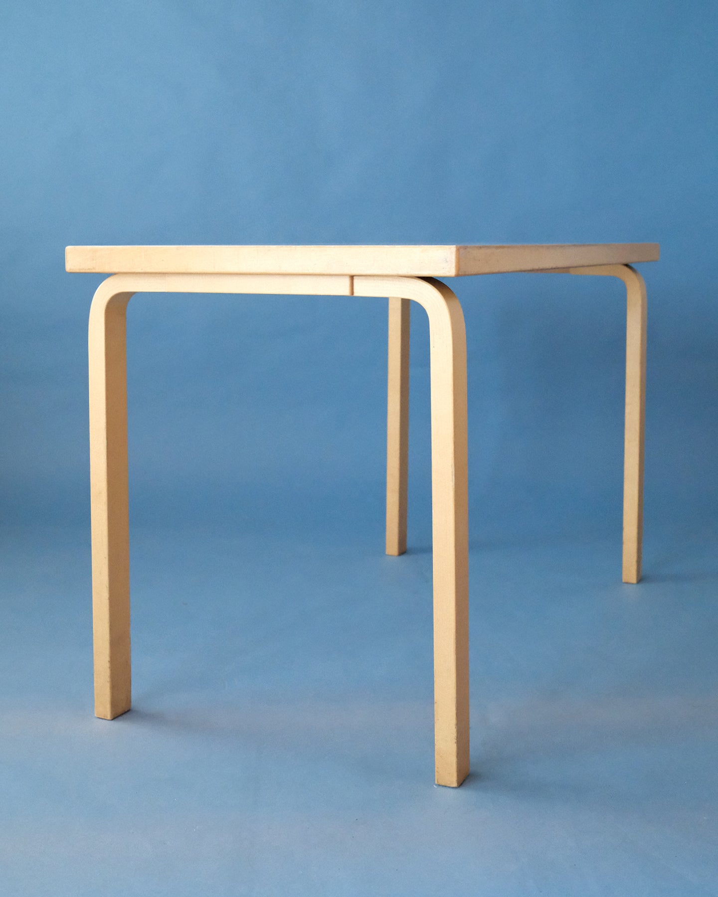 Table 80A with white tabletop, Alvar Aalto, Artek