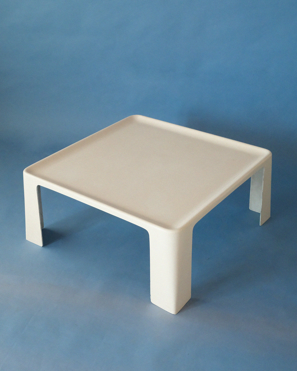 Amanta coffee table, Mario Bellini, C&B Italia