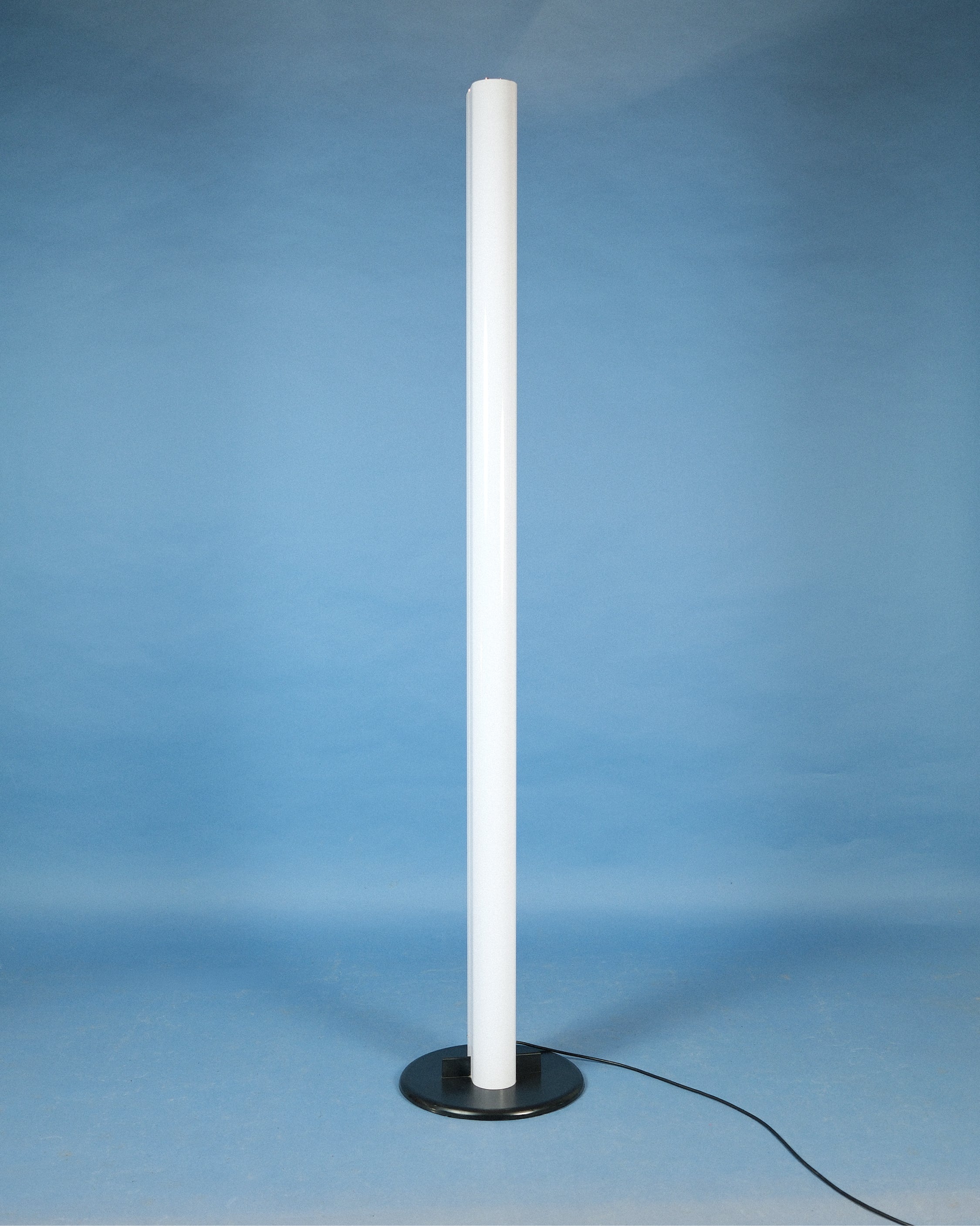 Megaron floor lamp, Gianfranco Frattini, Artemide