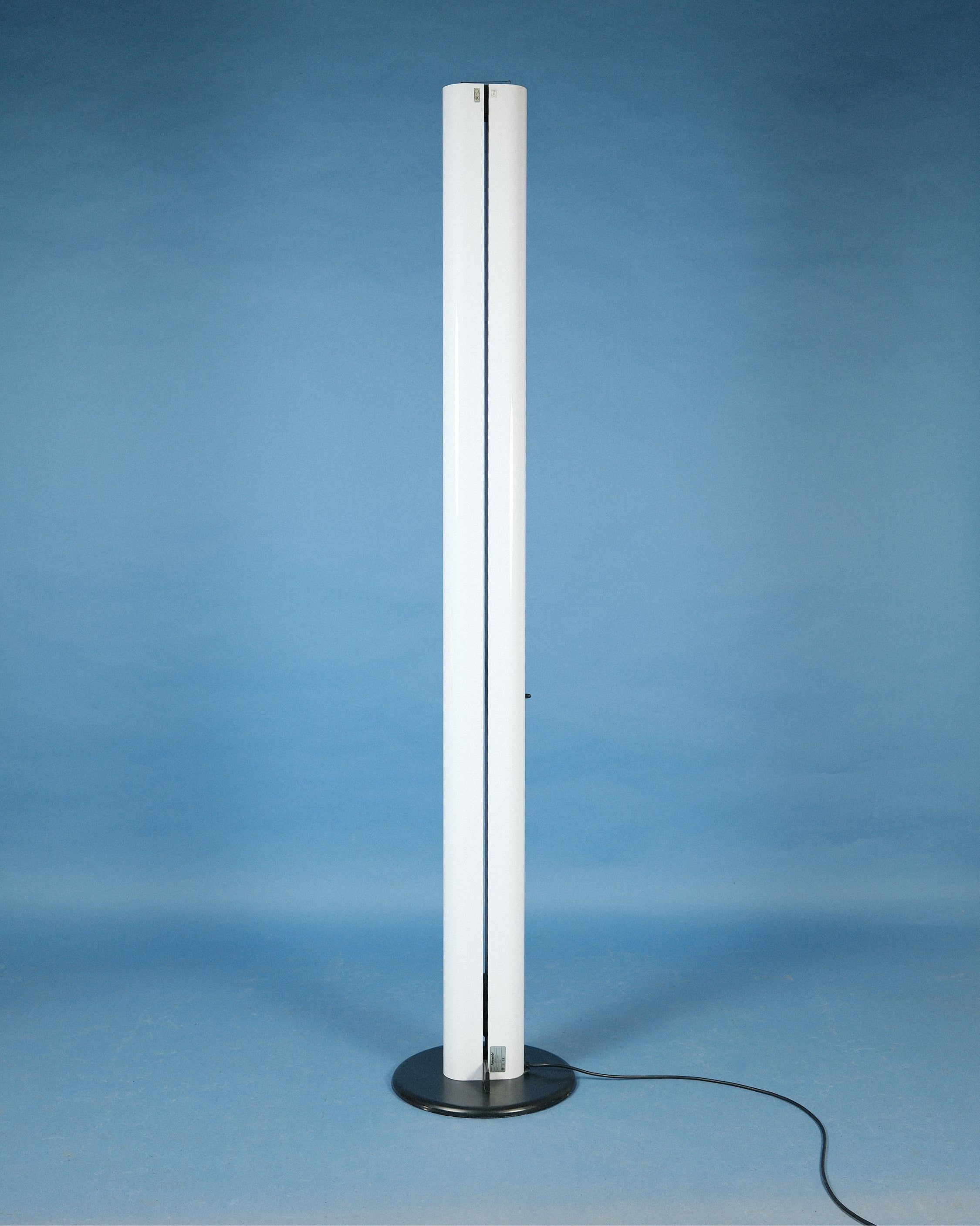 Megaron floor lamp, Gianfranco Frattini, Artemide