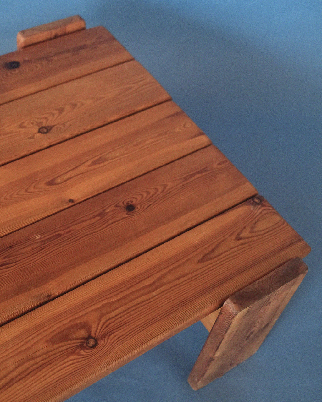 Brutalist solid pine coffee table [large]