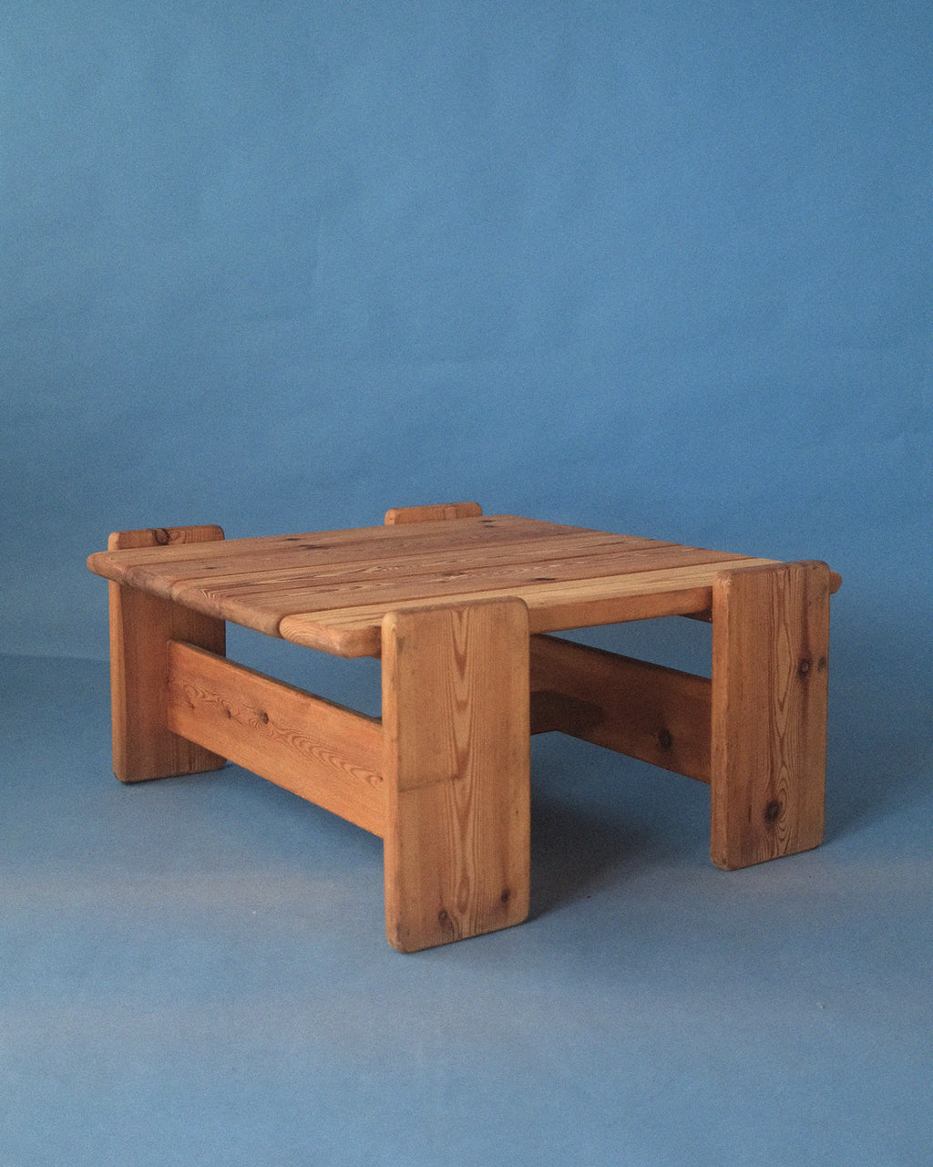 Brutalist solid pine coffee table [small]
