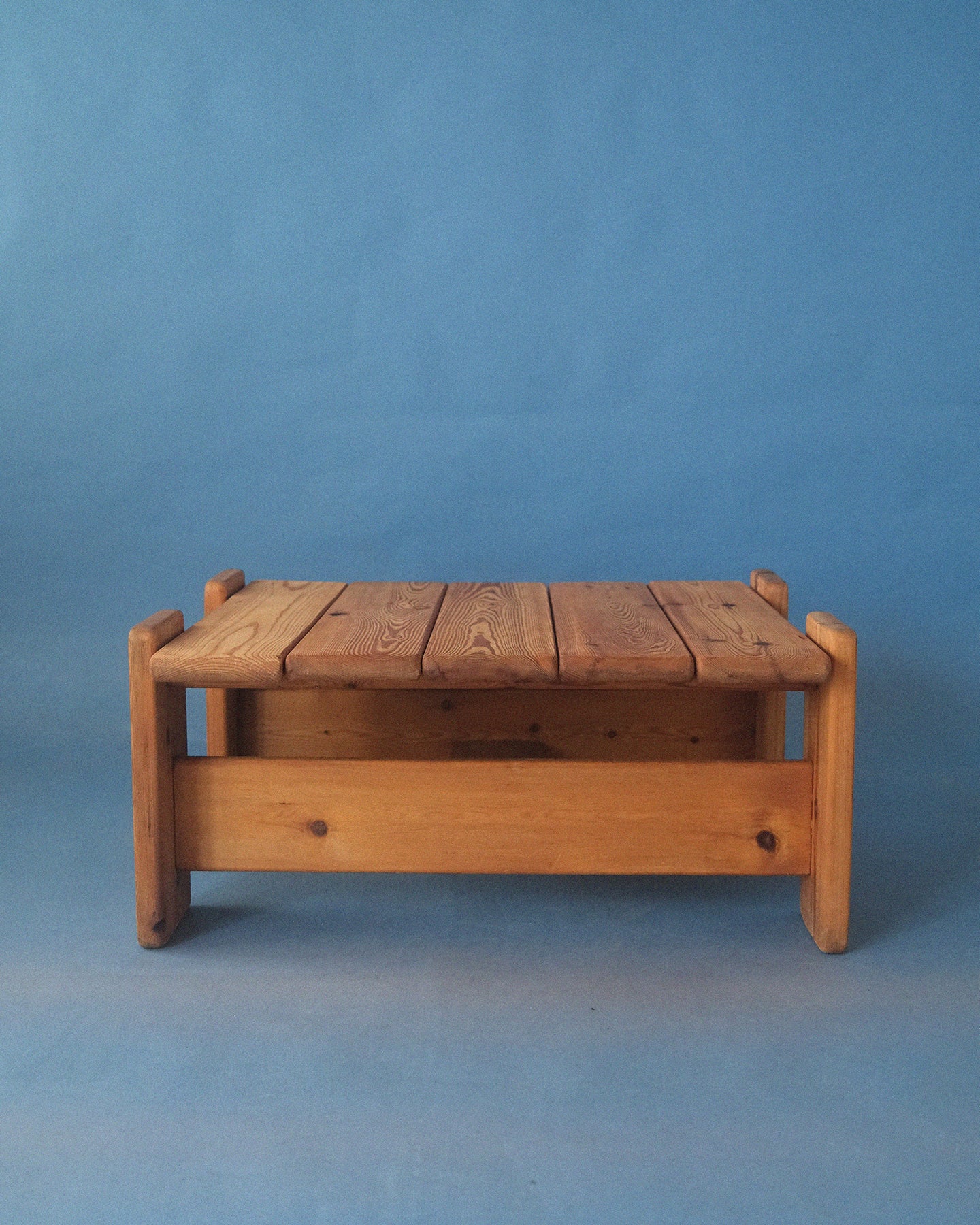 Brutalist solid pine coffee table [small]