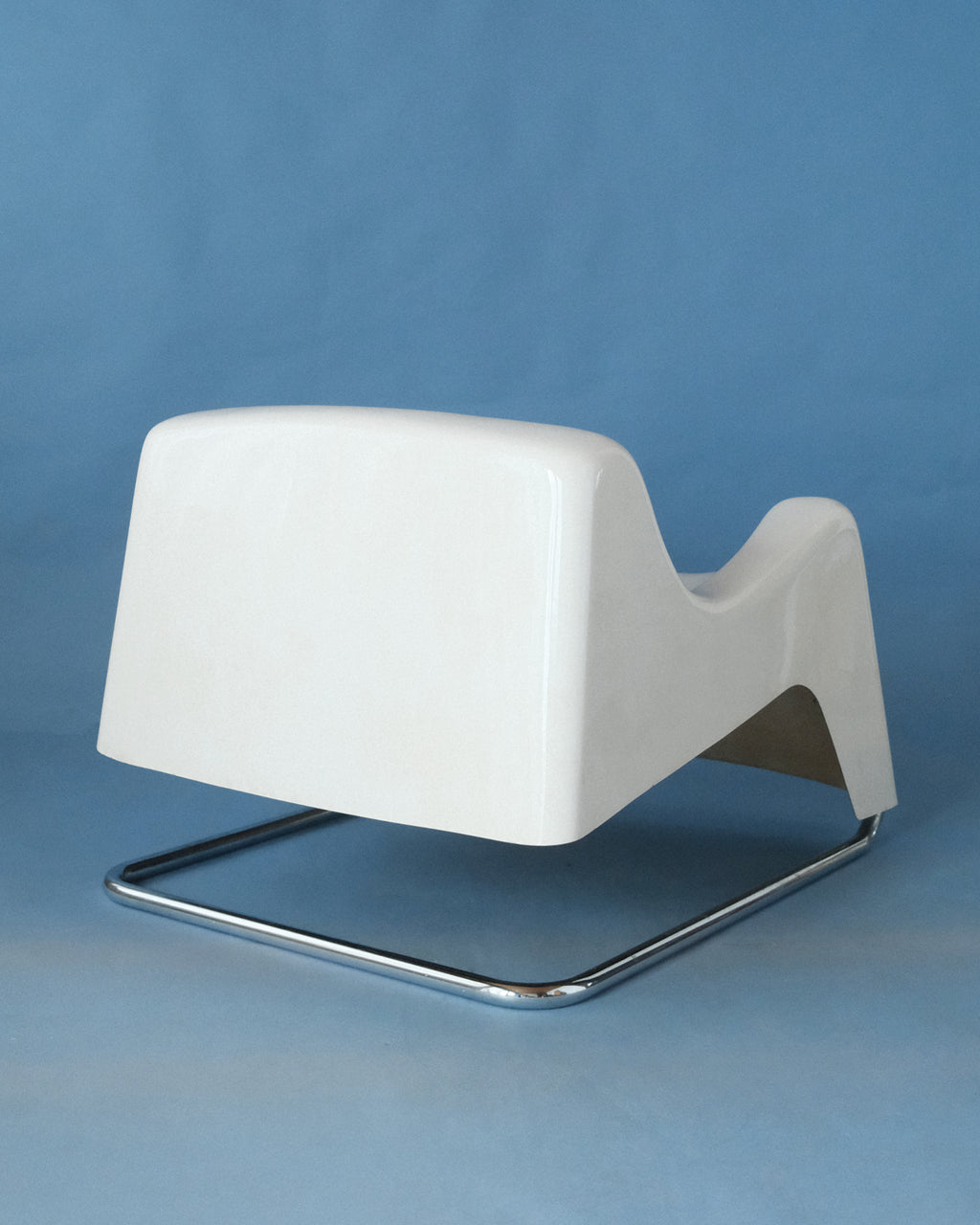 Fiberglass Lounge Chair