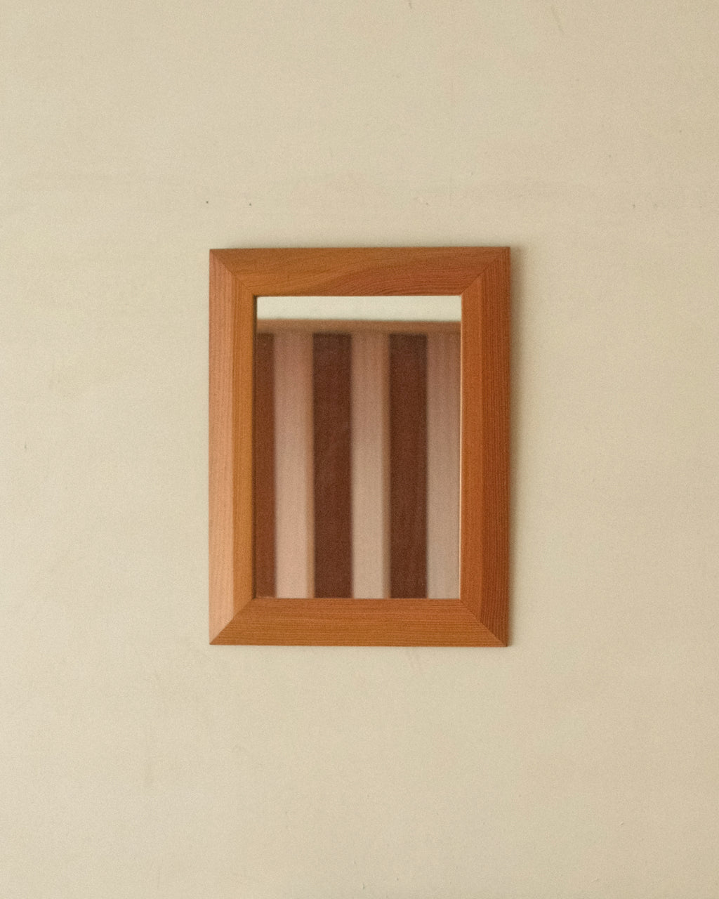 Rectangular pine mirror [small]