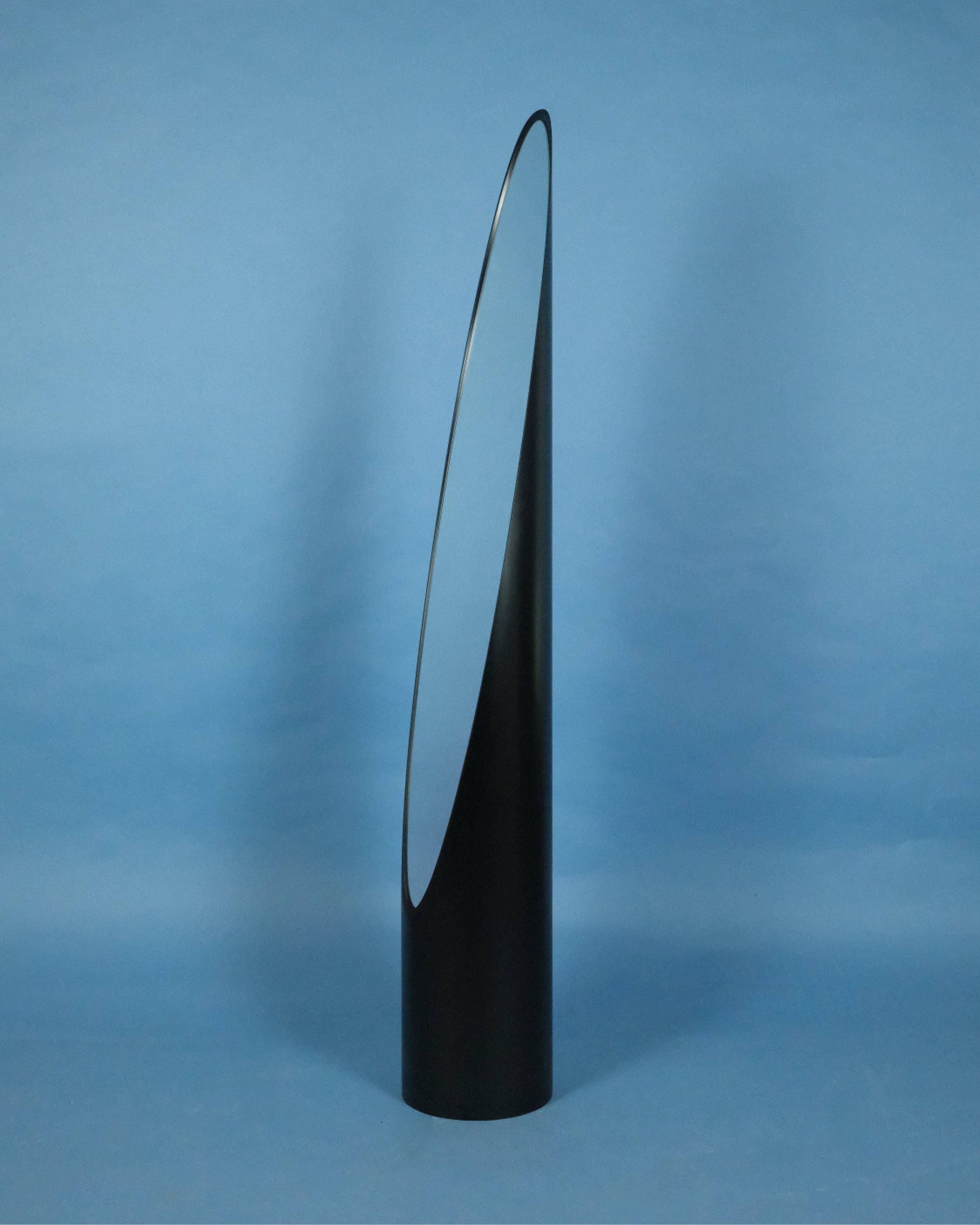 Unghia mirror, Rodolfo Bonetto – Stile.brussels