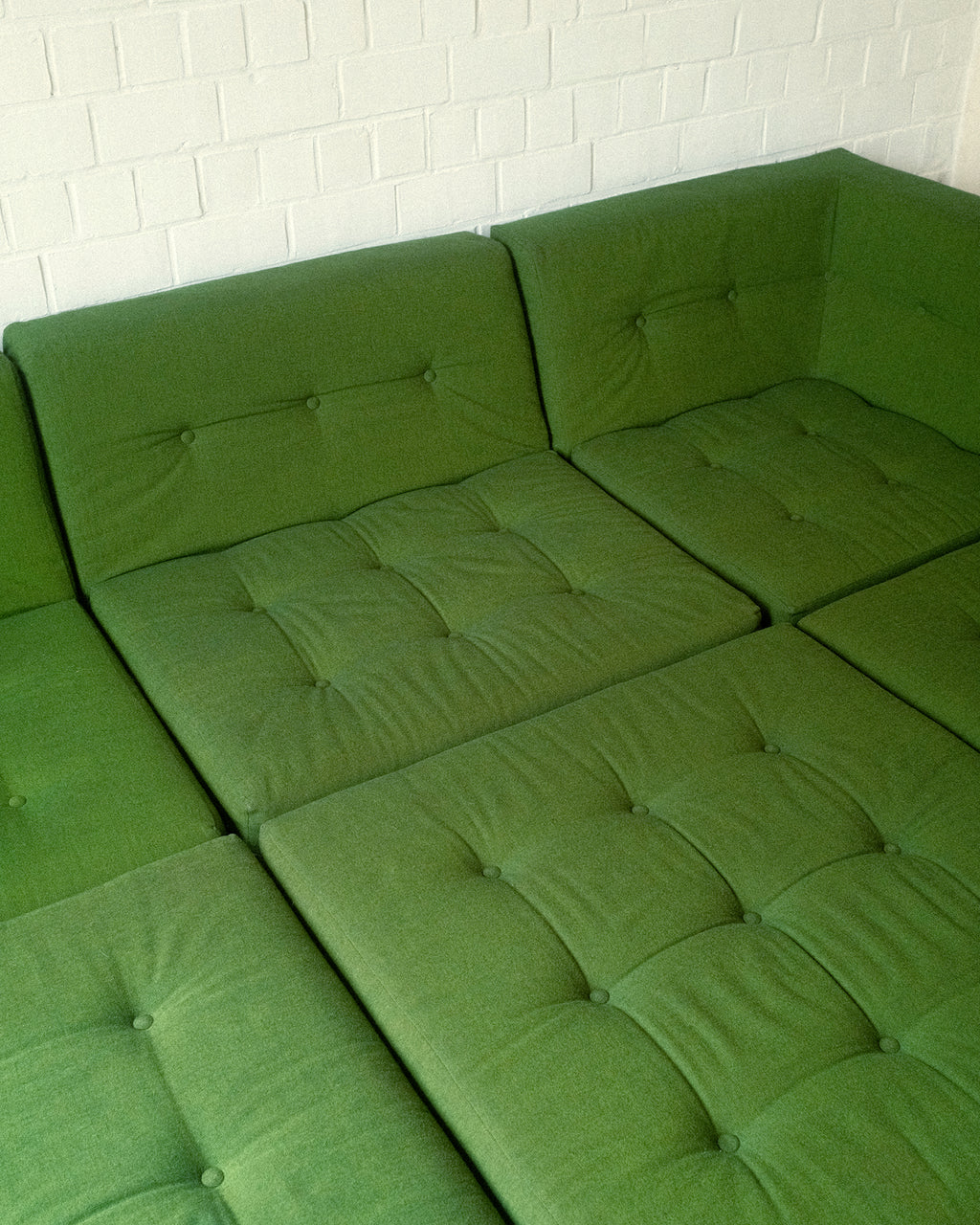 Modular sofa, in style of mah jong sofa