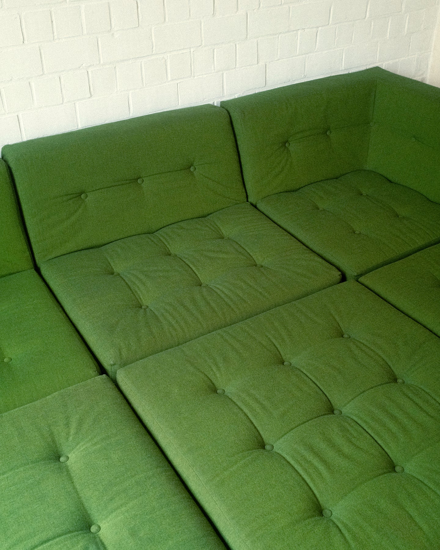Modular sofa, in style of mah jong sofa