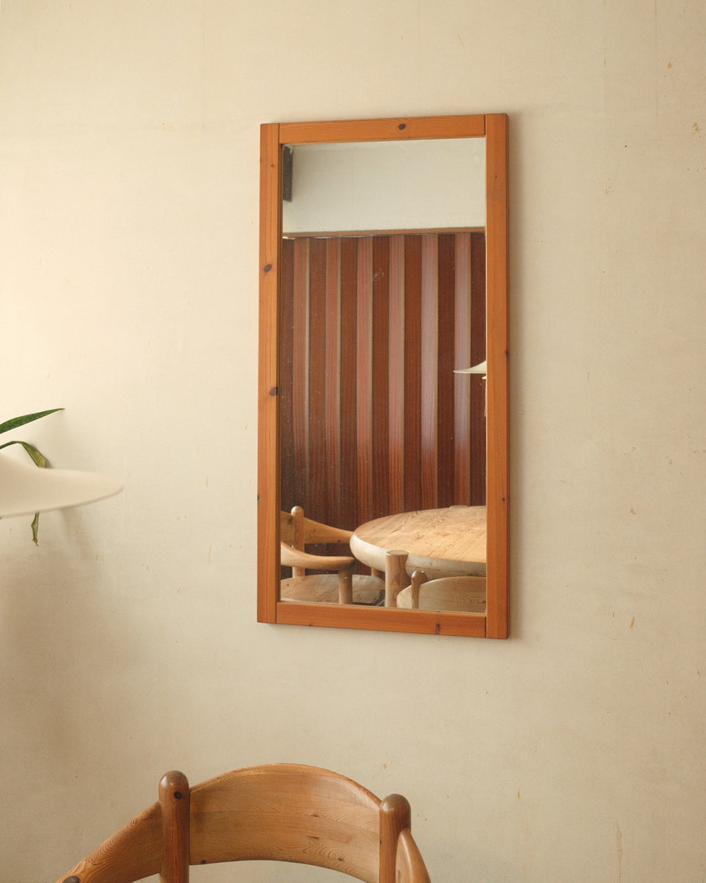 Rectangular pine mirror