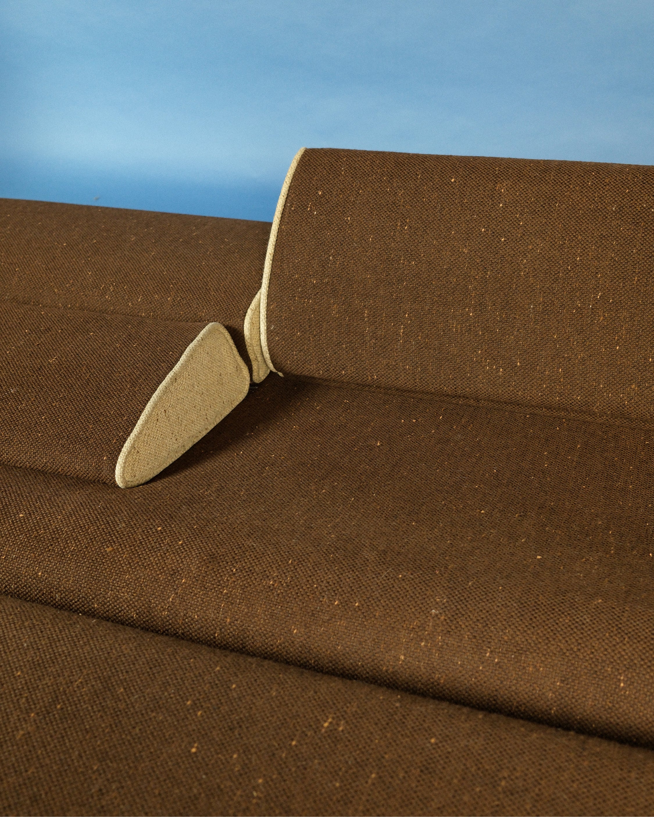 Two-seater sofa/sofa bed