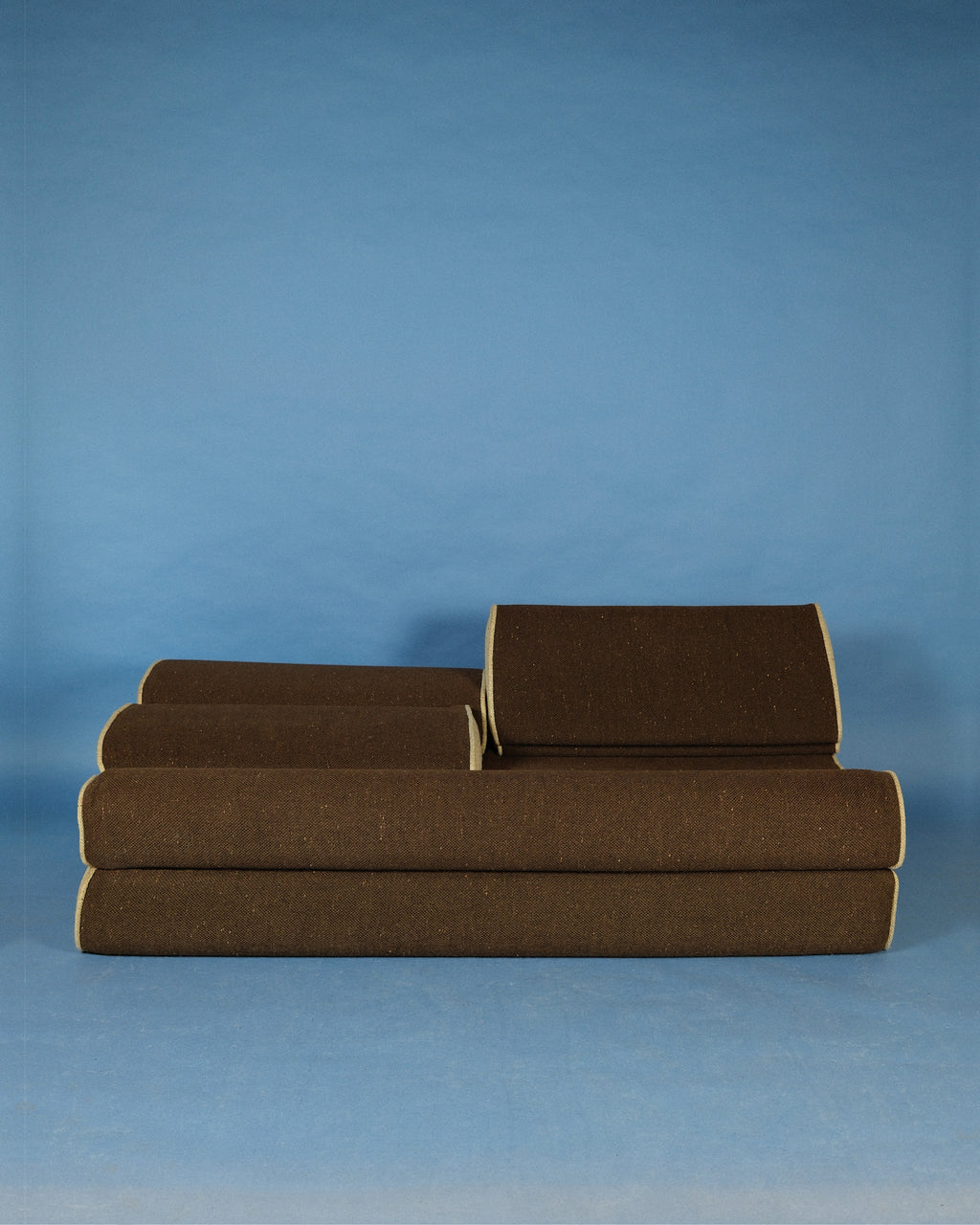 Two-seater sofa/sofa bed