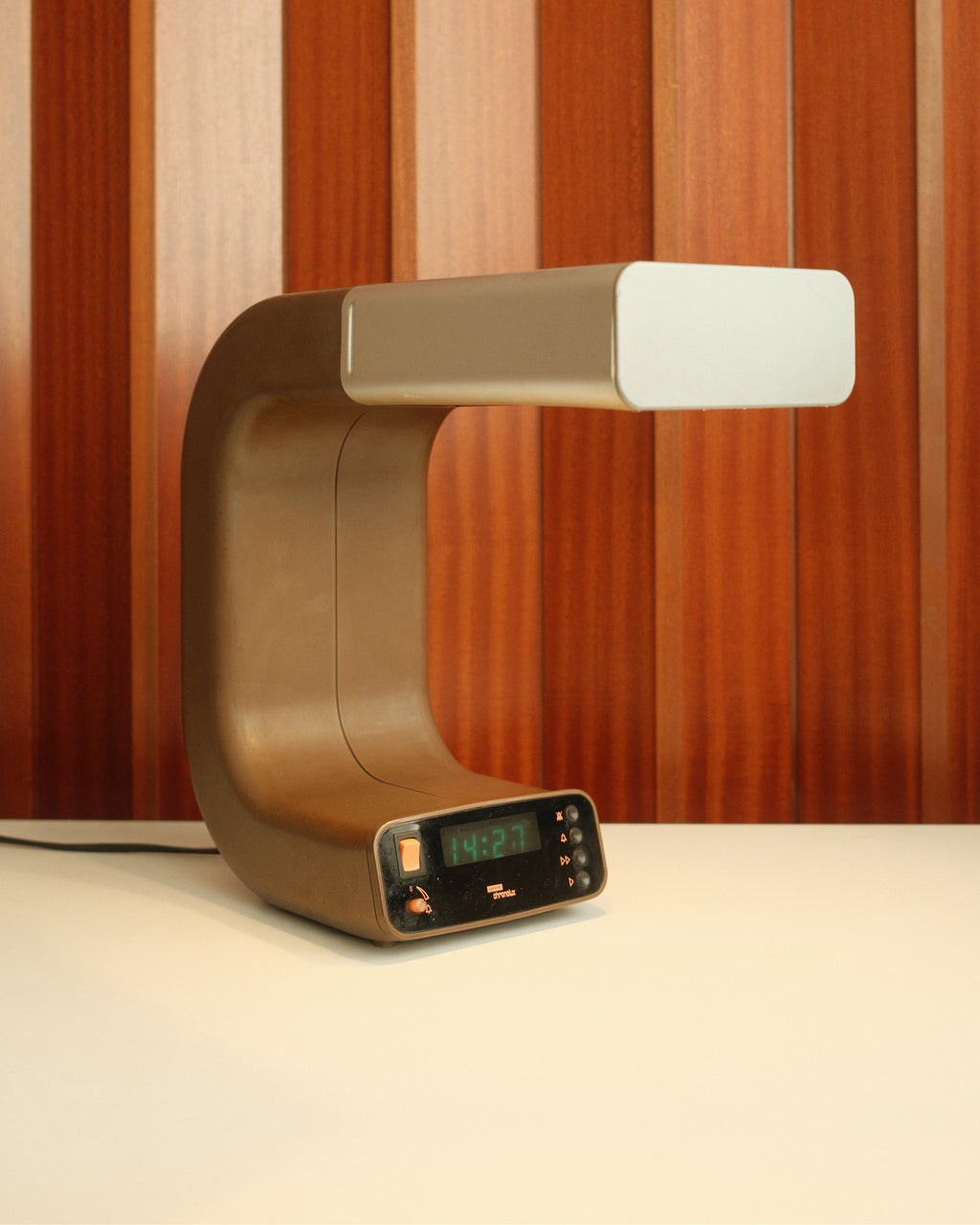 Alarm clock with lamp, Knox Design